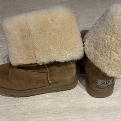 Uggs Classic Brown Boots Size 8