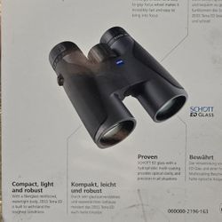 Binoculars 