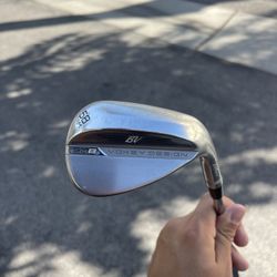 Titleist SM8 Vokey 58 Degree Wedge, M Grind