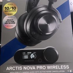 Arctic Nova Pro Wireless Headset