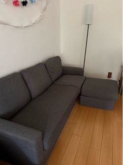 Futon (Pegs included)  Pick up only