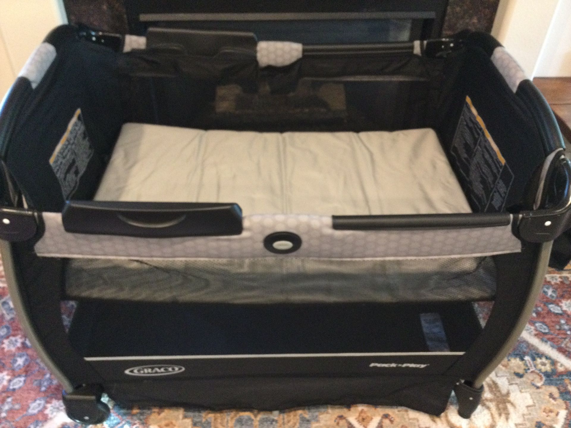 GRACO Pack In Play With Attachment for Sale in WA