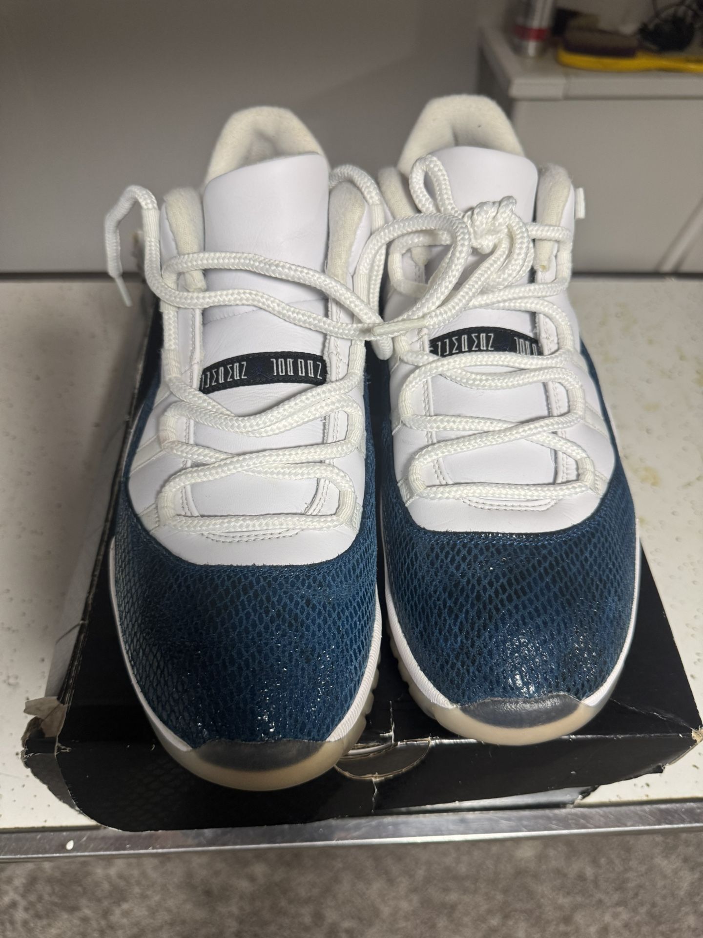 Jordan 11 Lows