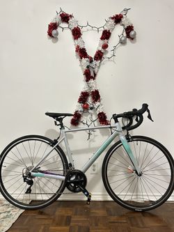 2023 Polygon Strattos S5 | LIKE-NEW | 54CM/Medium | Road Bike