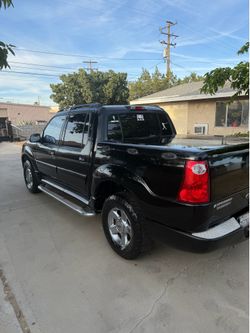 2005 ford track sport clean title