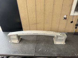 2022 2023 2024 KIA EV6 FRONT REINFORCEMENT OEM USED