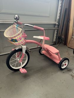 Radio Flyer pink tricycle