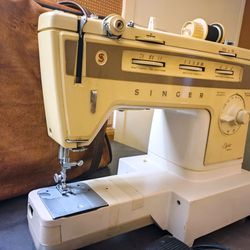 Vintage Singer Stylist Sewing Machine 