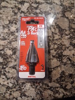 Milwaukee 7/8 - 1/8 drill bit