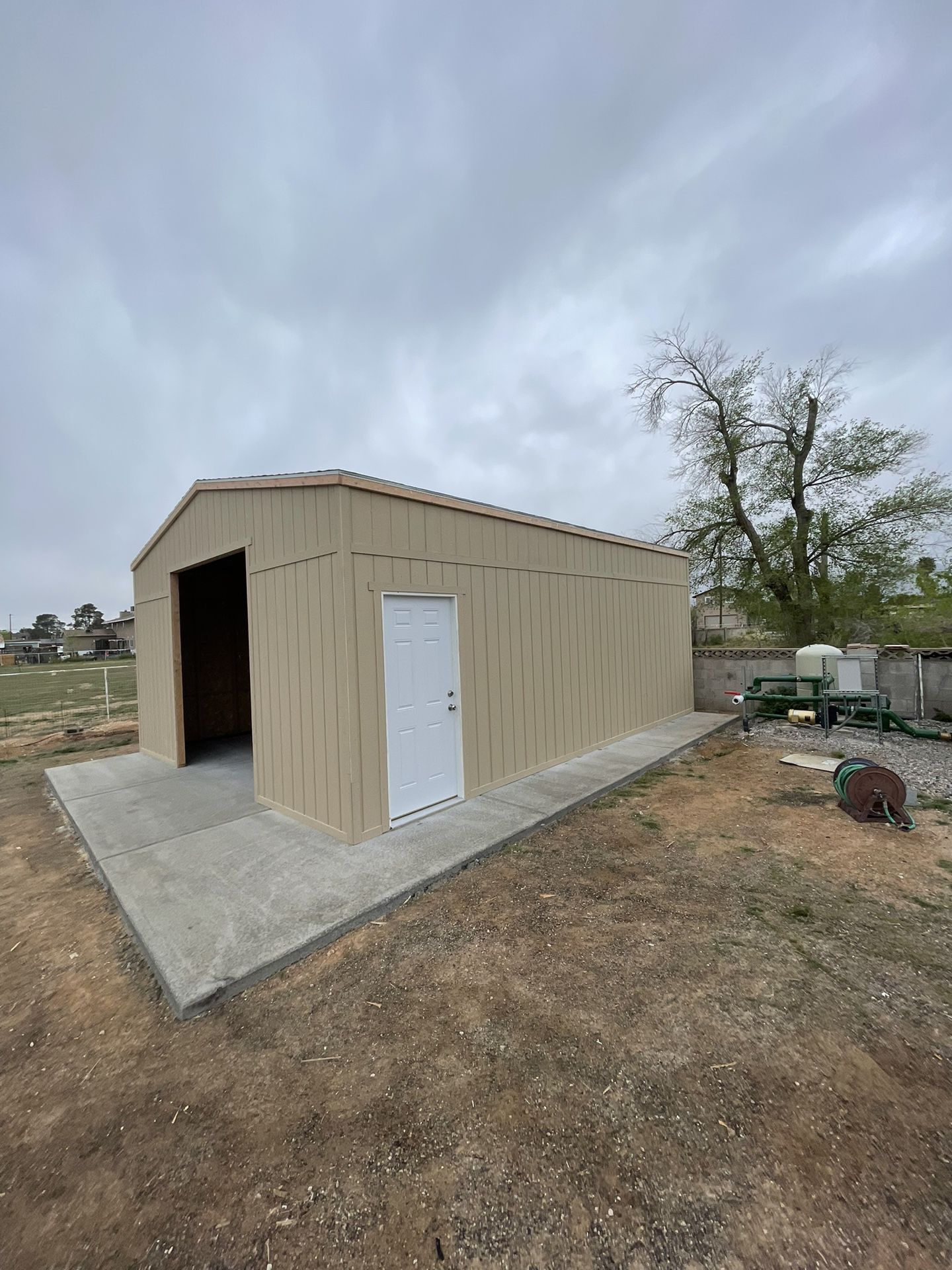 Storage/shed/casitas/garage