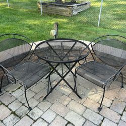 Beautiful Wrought Iron Patio Furniture Collection- Excellent Condition