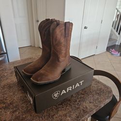 Ariat Work Boots Brand New Wore Once $175 OBO