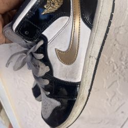 Jordan 1 Mid Used Size 3Y