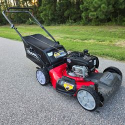 Snapper  21"  5.5HP 140cc Briggs & Stratton Engine Self Propelled Lawnmower