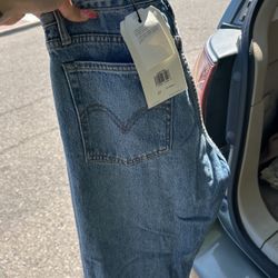 Levi’s jeans 