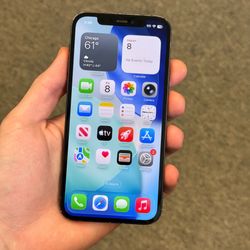 iPhone 12 64GB Unlocked 99% battery health $260