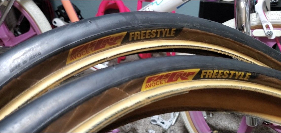 AVOCET  BMX FREESTYLE TIRES !!!