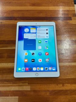 APPLE IPAD 8 10.2” 32GB CELLULAR Fully Functional