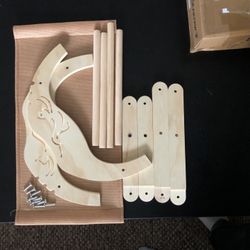 FREE Pieces For A Cat Bed. 