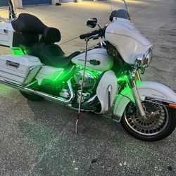 13 HARLEY DAVIDSON ULTRA CLASSIC LMT