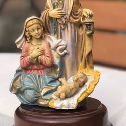 Holy family Nativity of Christ, wind up with music