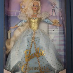 1996 CINDERELLA COLLECTOR EDITION MATTEL BARBIE DOLL 16900 BLONDE
