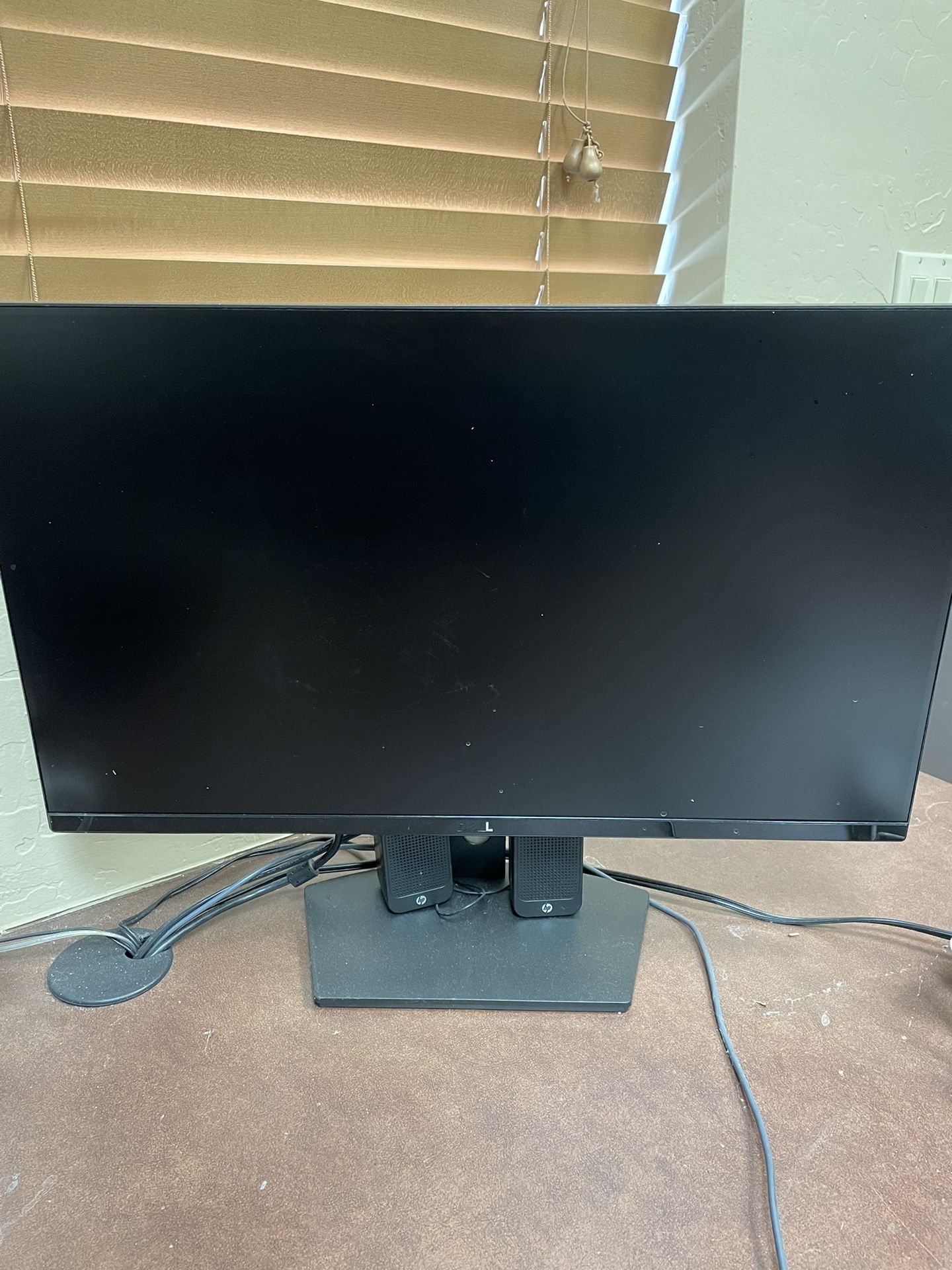 24 Inch Computer Monitor