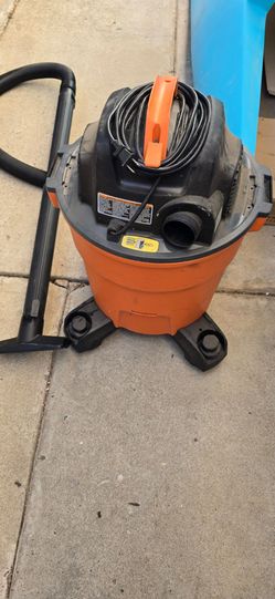 Barely used shop vacuum