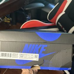 A ma Maniere Royal air Ship Size 10.5 One Of 2300 Pairs Total