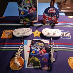Nintendo, Nintendo Wii Super Mario Galaxy And 2 Pro Classic Controllers All Original Complete