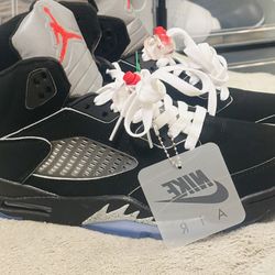 Jordan 5 Metallic Reimagined 