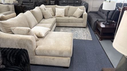 Beige U Shape Sectional Chaise Couch 🛋️Comfy, Big and Great Quality 💥