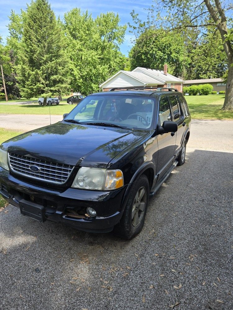2003 Ford Explorer