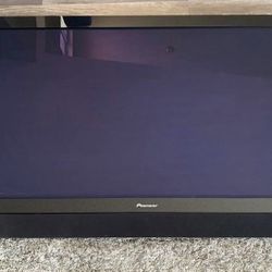Pioneer Kuro 60 Inch Plasma Tv Monitor 
