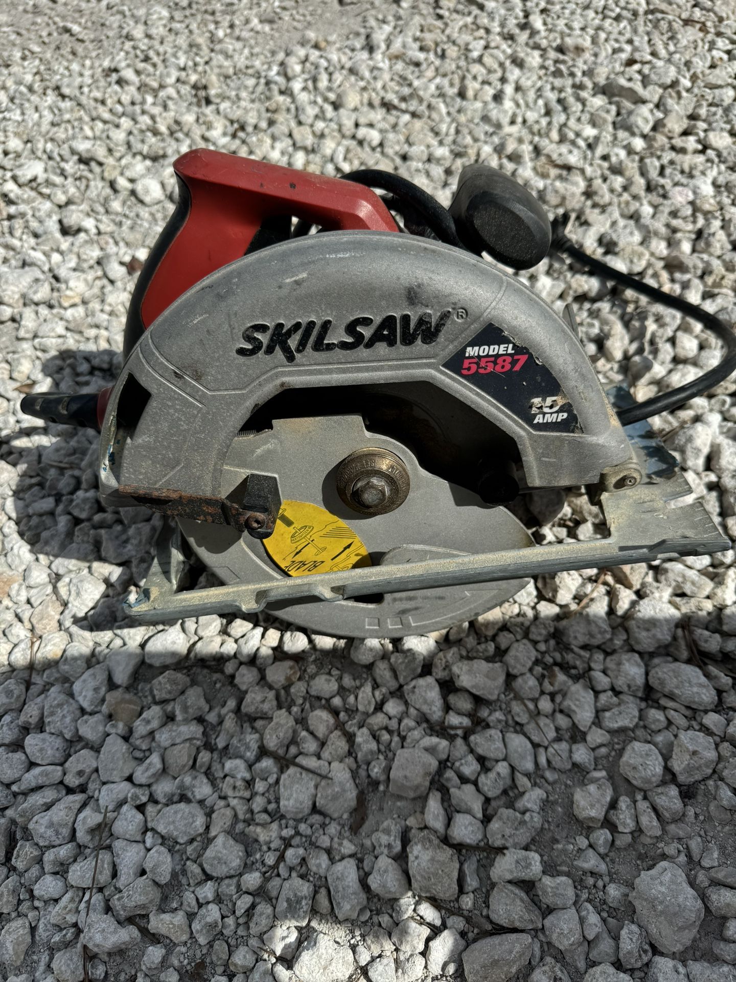 Electric Saw - SKILSAW SPT67WE01 7-1/4 inch Circular Saw