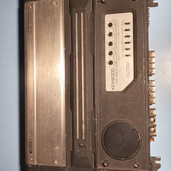 Amplifier  Kenwood  KAC-8402 (4 Ch)