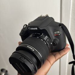 Canon Rebel T7