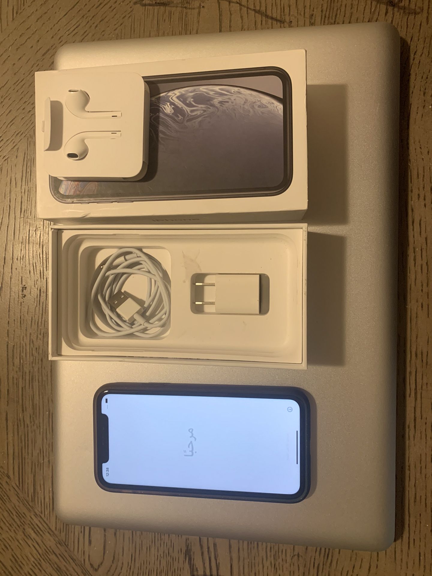 UNLOCKED T-MOBILE XR 128GB BLACK GREAT CONDITION