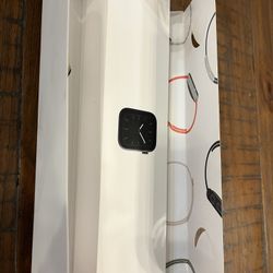 Apple Watch Gen 5 GPS + Cellular 44mm