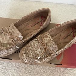 Comfortiva Loafers New