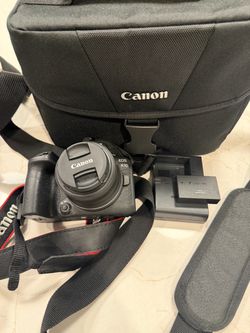 Canon EOS R10 Mirrorless Camera + RF-S 18-45mm Lens — Like New