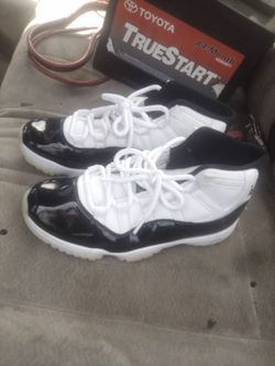 Jordan 11 size 8