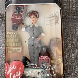 Lucy  Collectible Edition Doll