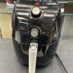 Brentwood Small Air Fryer 1.6 Quart -excellent 