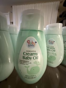 Baby loves Creamy Baby Oil