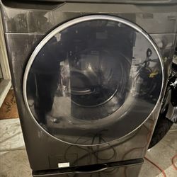 Samsung Dryer With Pedestal 