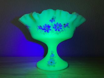 Vintage Uranium Satin Custard Fenton Art Glass Signed Hand Painted Daisies Ruffled Compote Dish