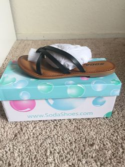 Ladies Sandals Size 6