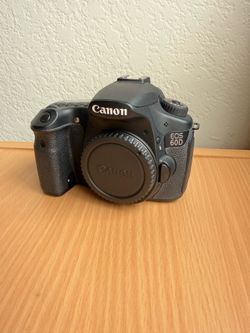 Canon 60D BODY ONLY