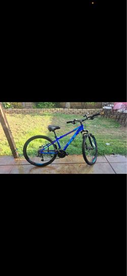 GT Aggressor Pro 27.5” Mountain Bike – Blue/Orange –